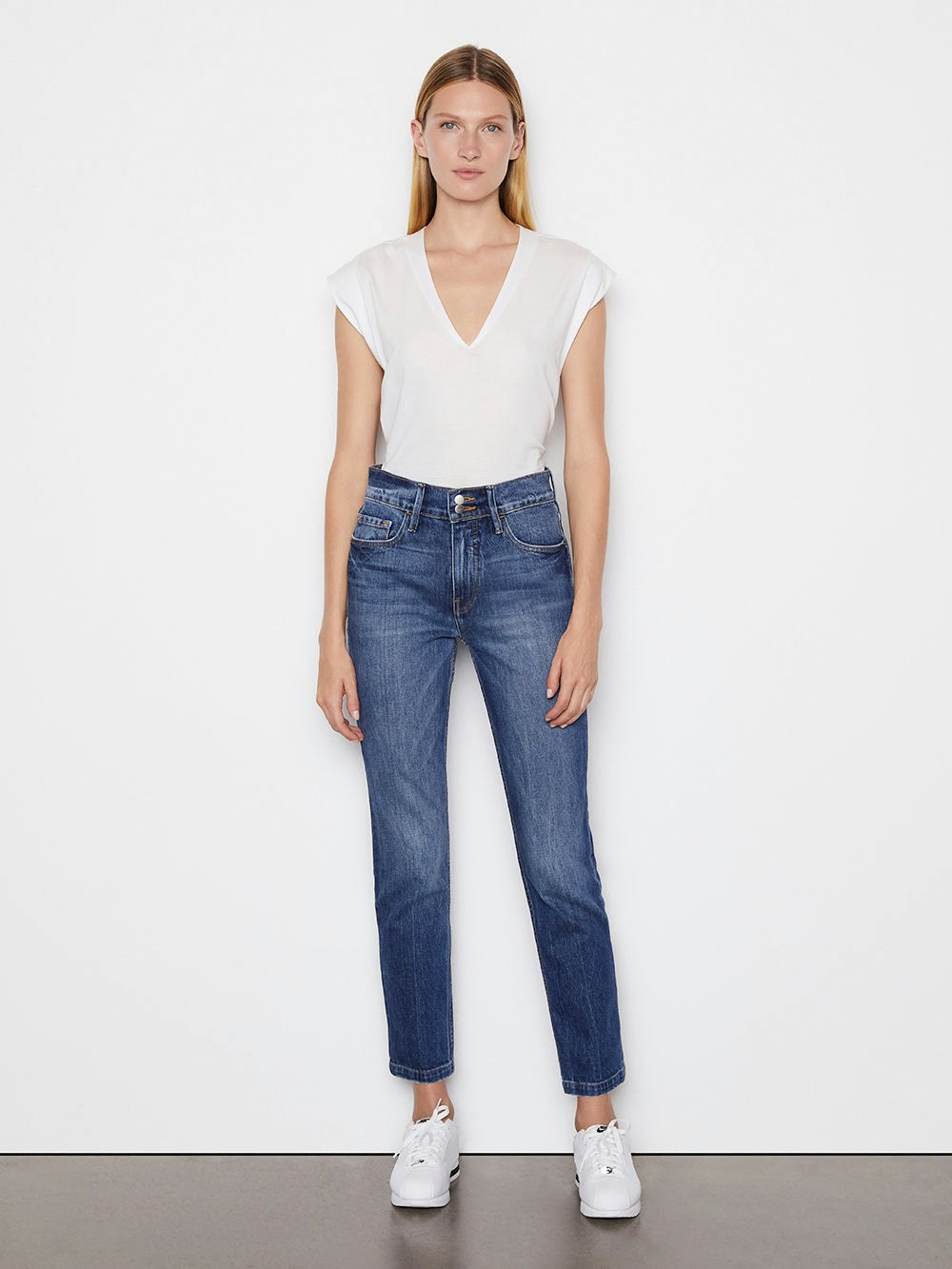 jeans full body view alt:hover
